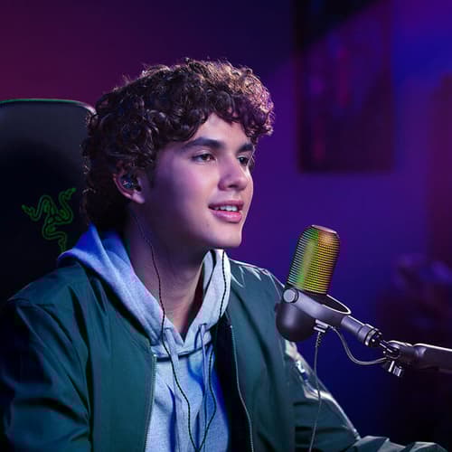 Razer Seiren V3 Chroma Streaming Microphone
