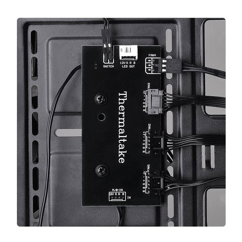Thermaltake V200 RGB Tempered Glass (Black)