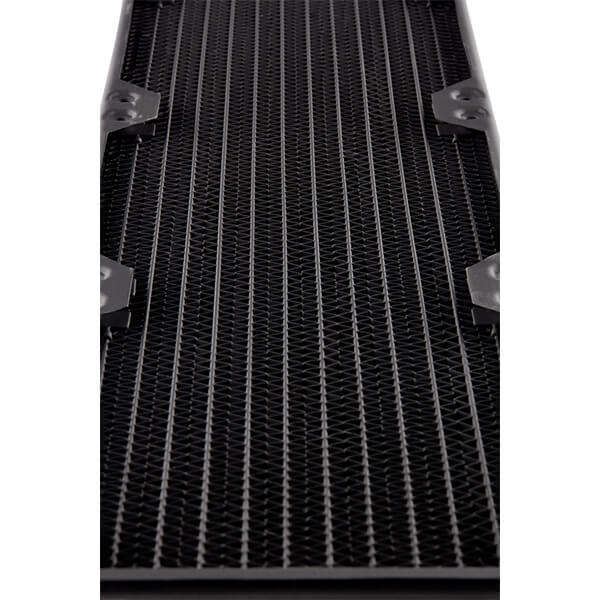 CORSAIR Hydro X Series XR5 240mm Water Cooling Radiator