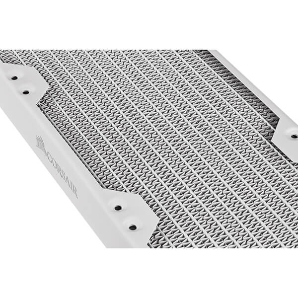 CORSAIR Hydro X Series XR5 240mm White Water Cooling Radiator
