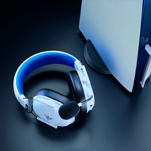 Razer BlackShark V3 X HyperSpeed White Wireless Gaming Headset with Mic
