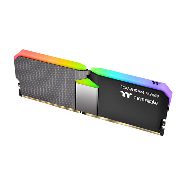Thermaltake Toughram XG RGB 16GB (8GBx2) DDR4 4000MHz Desktop RAM