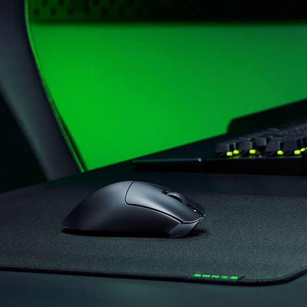 Razer DeathAdder V3 HyperSpeed Wireless Gaming Mouse