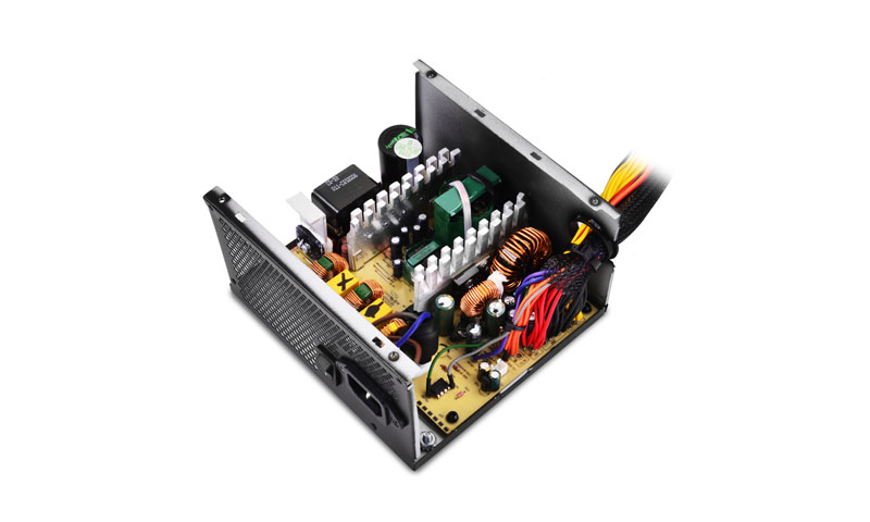 Deepcool Aurora DA700R