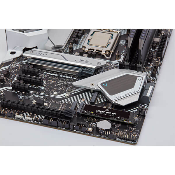 Corsair PRO NH MP600 4TB M.2 NVMe Gen4 Internal SSD